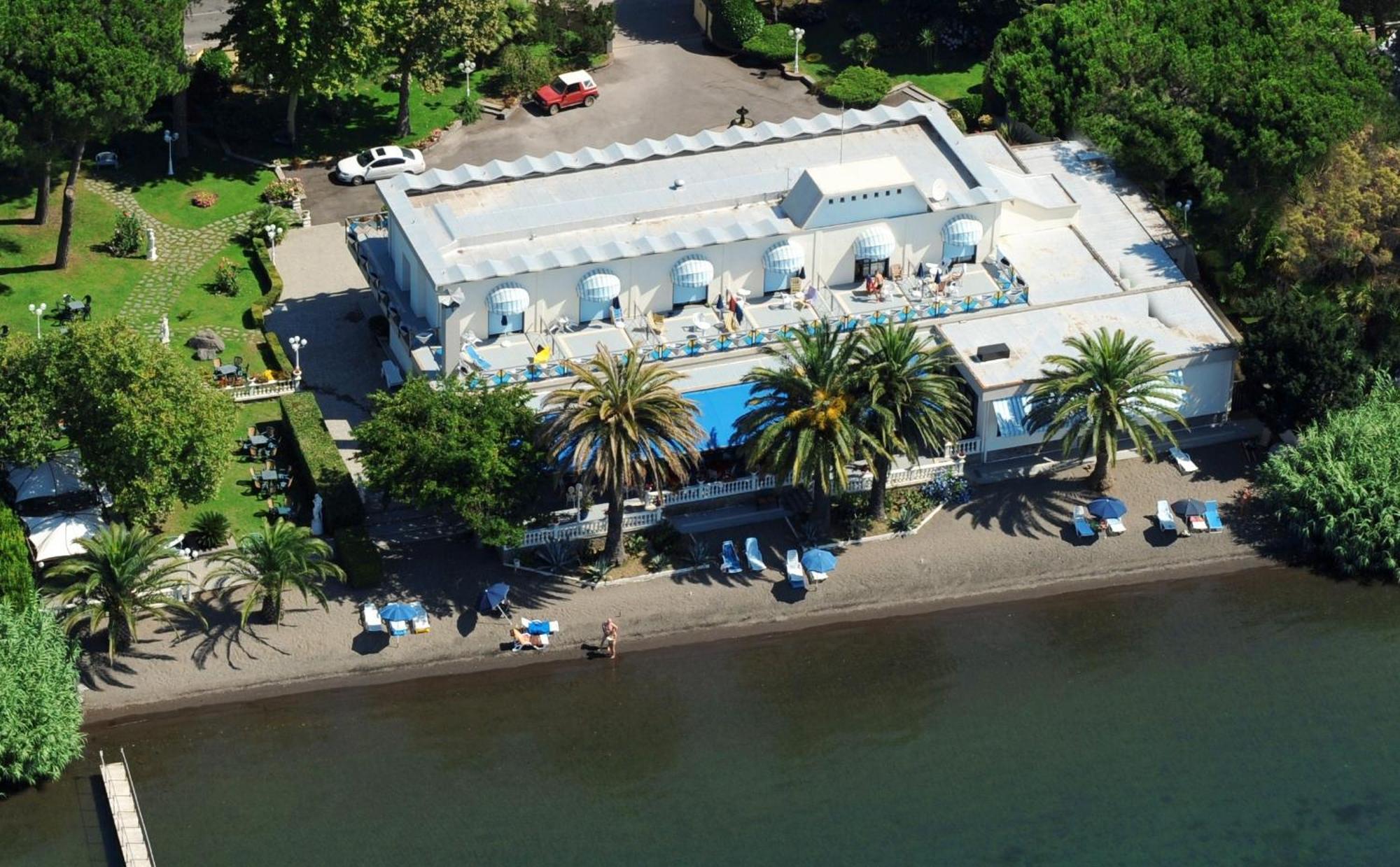 Hotel Lido - Beach And Palace Bolsena Exterior photo